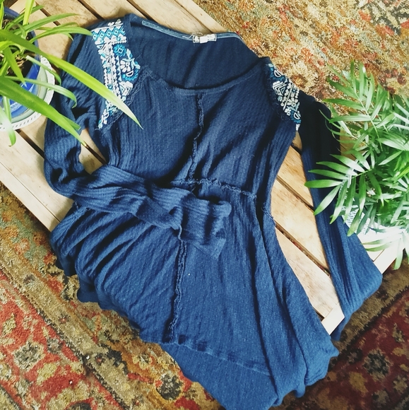 🌷3/15🌷 ❤️HP🥳 Eyeshadow tunic dark blue boho size s - Picture 2 of 8